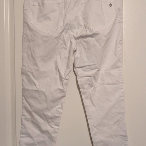 Democracy White Pants - Picture 2 of 3